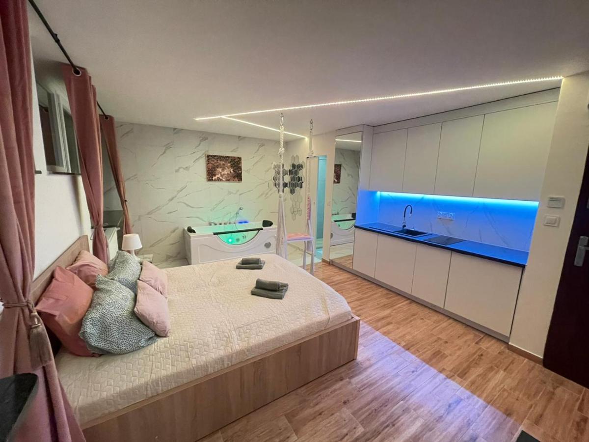 Yourapart Jacuzzi Przy Zamku Krolewskim Варшава Екстер'єр фото